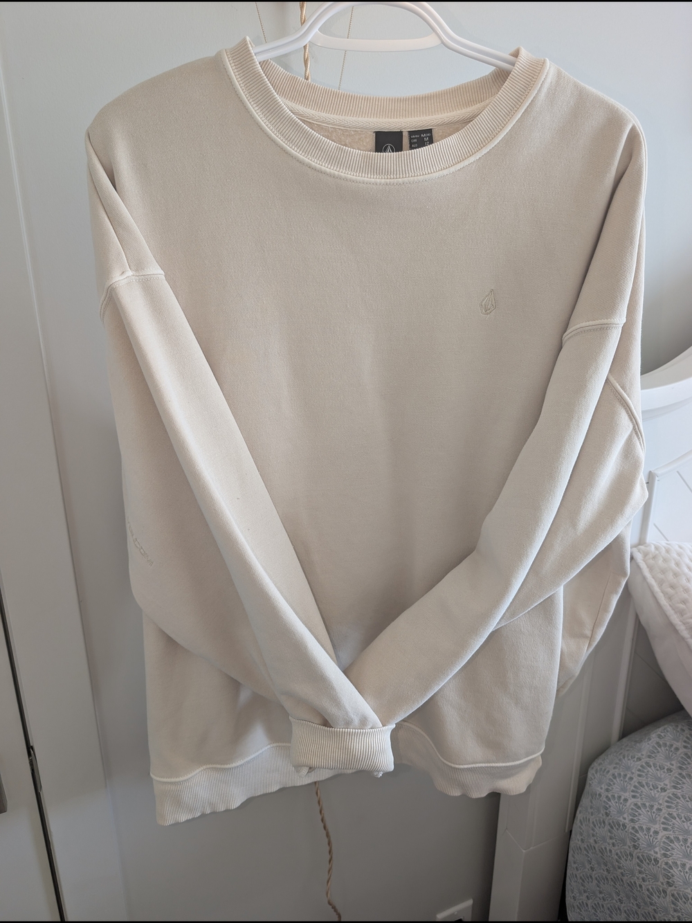 NWOT Volcom Cream Oversized Crewneck Sweatshirt